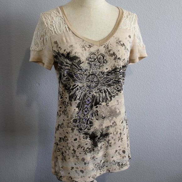 Vintage Lace Shoulder Short Sleeve Graphic Tee Size M - Picture 1 of 5